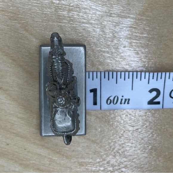 Vintage 1993 Ral Partha Pewter Mounted Medieval Lady with Gold Crown RF3015 - Picture 8 of 8